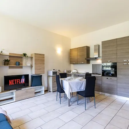 Sweet - Beautiful Apartment, Free Wi-fi Apartment Arona